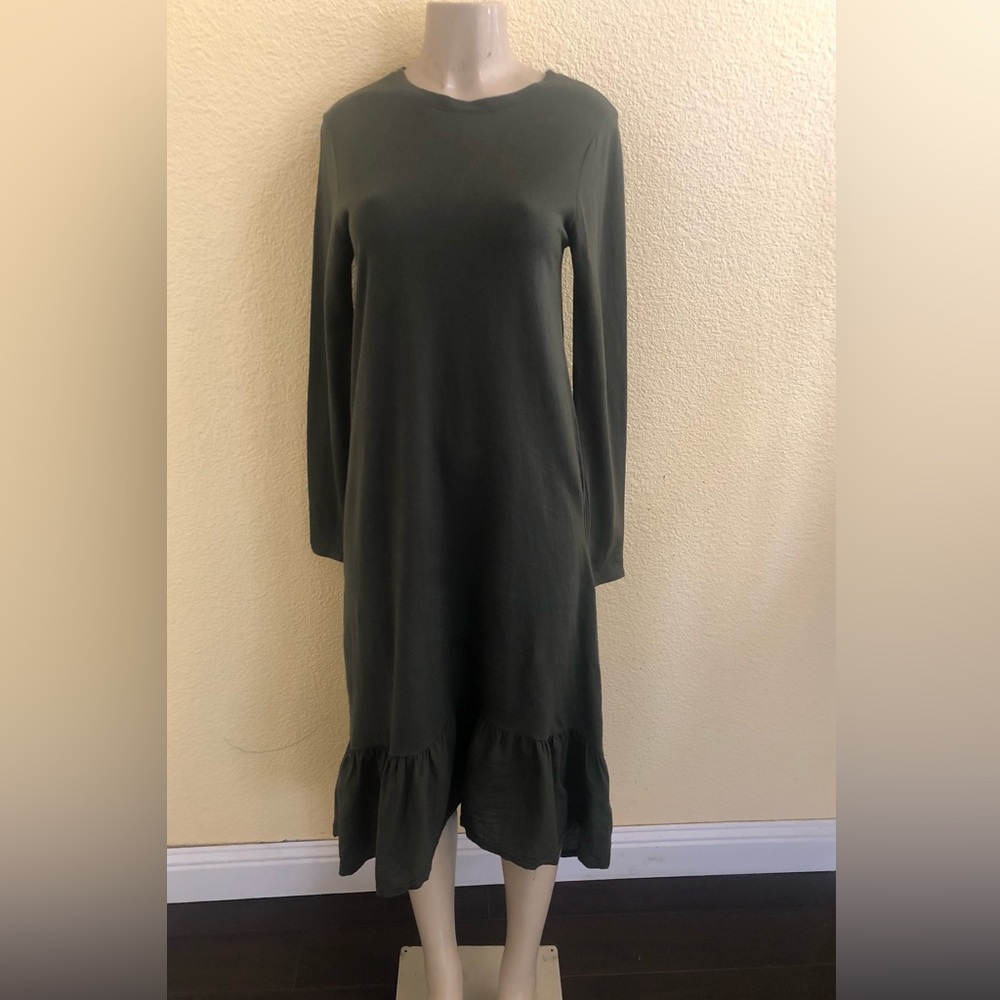 Zara Trafaluc long sleeve ruffle bottom olive dress size M